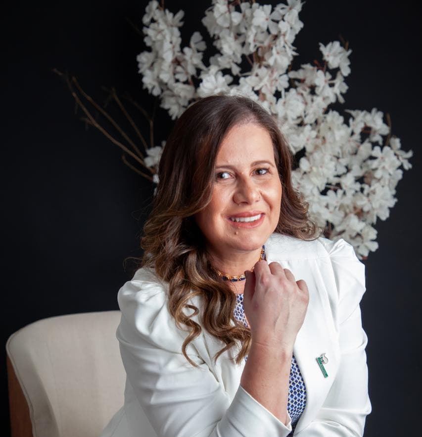 Dra. Priscilla Martins — Clínica geral, estética e bruxismo na VIP Odontologia Morumbi